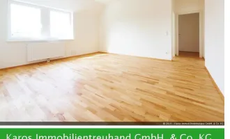 TRAUMHAFTE DACHGESCHOSSWOHNUNG MIT TERRASSE!