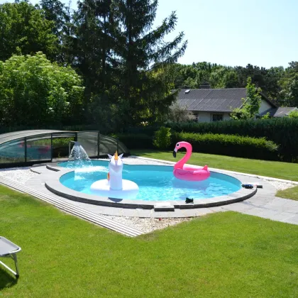 Einfamilienhaus mit Pool, Weinkeller, Sauna und Co.! - Bild 2