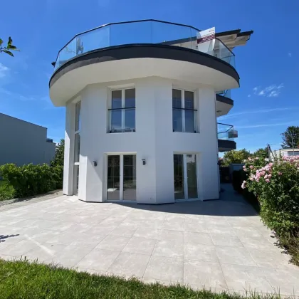 Luxuriöses Einfamilienhaus mit atemberaubender Architektur am Badeteich Hirschstetten - Bild 3