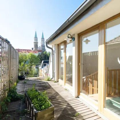 Mitten im Zentrum (Stadtplatz Klosterneuburg): Tolle DG Wohnung - Bild 2