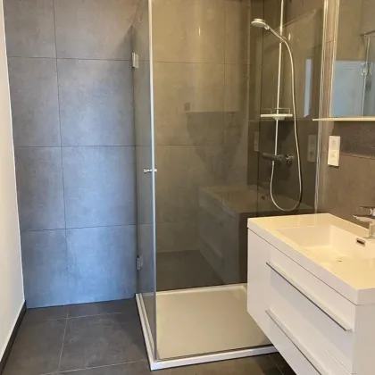 Moderne 95 m² Stadtwohnung mit zeitlosem Charme - Bild 2