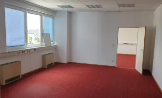 Büro mit 3 Räumen in Gewerbeobjekt, Kühlgeräte, Stellplätze