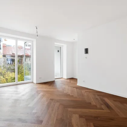 NEUER PREIS II HELLE UND HOCHWERTIG AUSGESTATTETE 4 ZIMMER ALTBAUWOHNUNG II  2 BALKONE II 2 BÄDER II EINBAUKÜCHE II SMART HOME UND SOUND - Bild 2