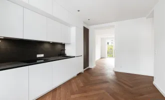 NEUER PREIS II HELLE UND HOCHWERTIG AUSGESTATTETE 4 ZIMMER ALTBAUWOHNUNG II  2 BALKONE II 2 BÄDER II EINBAUKÜCHE II SMART HOME UND SOUND