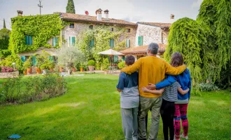 SUCHEN dringend für Arztfamilie GRUNDSTÜCK zum BEST-Preis