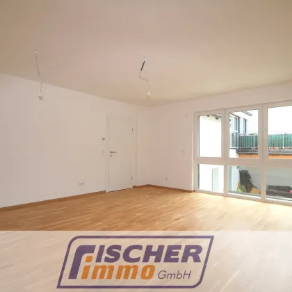 Sorgen Sie für Ihre Zukunft vor - ERSTBEZUG - SCHLÜSSELFERTIG! Schöne 3-Zimmer-Wohnung mit ca. 31,86 m² großer Terrasse inkl. kleinen Grünbereichen - Bild 2