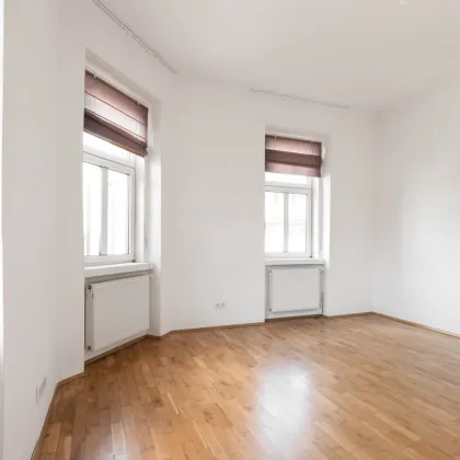 RUHIGE,SONNIGE 2-ZMMER-WOHNUNG || RAUMHÖHE VON 3M || SOFORT VERFÜGBAR || NÄHE ARTHABERPLATZ - Bild 2