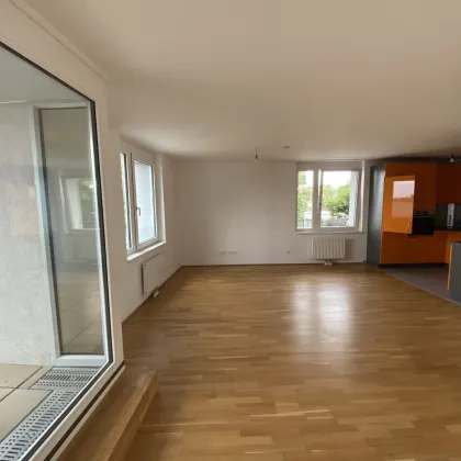 PROVISIONSFREIE helle 3 Zimmerwohnung mit Loggia und KFZ-Stellplatz - FÜR ANLEGER - Bild 3