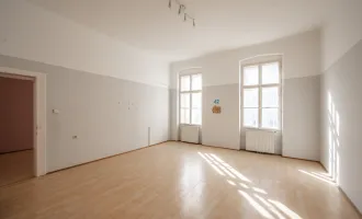 ++Herbststraße++ Sanierungsbedürftige 2-Zimmer Altbau-Wohnung, viel Potenzial!