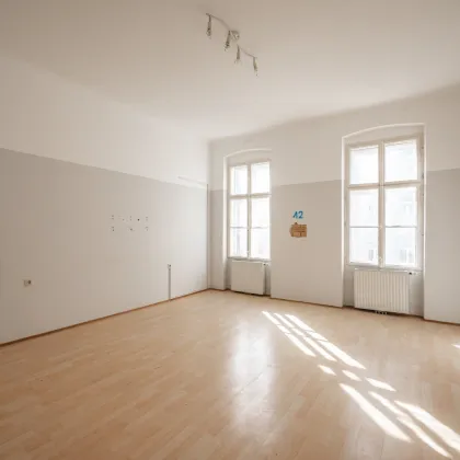 ++Herbststraße++ Sanierungsbedürftige 2-Zimmer Altbau-Wohnung, viel Potenzial! - Bild 3