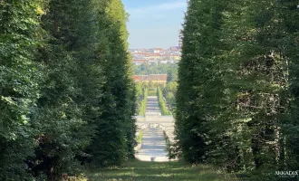 Am Fuße des Roten Berges