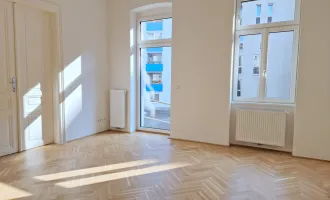 Modernes Wohnen: Sehr gut angeordnete 2 Zimmer Erstbezugs-Altbauwohnung mit Balkon in sehr ruhiger, zentraler Lage!