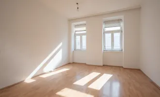 ++NEU++ Sanierungsbedürftige 1-Zimmer Altbau-Wohnung, viel Potenzial!