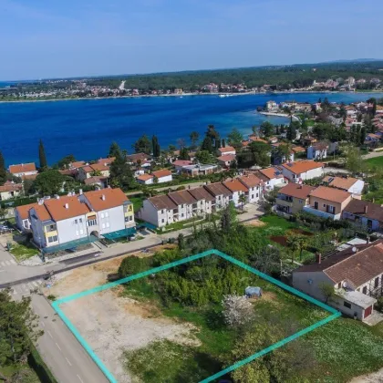 NEU! TRAUMHAFTES BAUGRUNDSTÜCK FÜR EIN HOTEL IN STRANDNÄHE NÄHE NOVIGRAD! - Bild 2