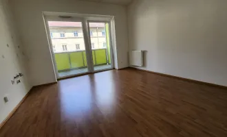 geräumige und unbefristete 2-Zimmer-Wohnung mit Loggia