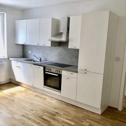 U1-Reumannplatz: bildhübsche 3-Zimmerwohnung, modernisiert, DAN-Küche, Anlegerhit: gut vermietet (befristet bis 31.07.2026), Nähe Fußgängerzone Favoriten, U1! - Bild 2