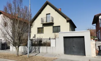 Einfamilienhaus mit großem Garten, 4 Zimmern, Keller und Garage! Adaptierungsbedürtig! Baureserven vorhanden | Zubau möglich | Grundstück auch für Doppelhaus geeignet