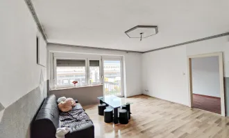 Neuer Preis! - Gepflegte 3-Zi.-Wohnung großen Fenstern. - 2. OG mit Lift. - Fußläufig zum Hauptbahnhof.