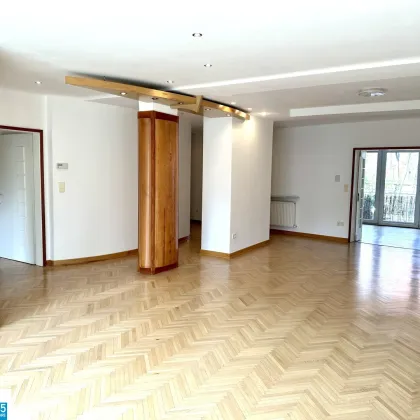 Renovierte lichtdurchflutete 4 Zimmer Wohnung - 2 Loggias - Wohnstraße - Bild 2