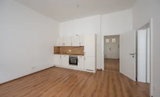 ++NEU++ Sanierte 2-Zimmer Altbau-Wohnung in toller Lage!