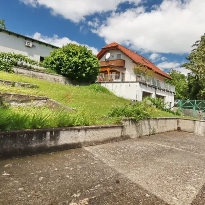 EHEMALIGES WINZERHAUS MIT 2 NEBENGEBÄUDEN UND ORDINATION - Bild 3