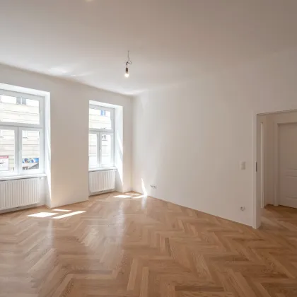 ++NEU++ Generalsanierte 2-Zimmer ALTBAU-WOHNUNG mit getrennter Küche in sehr guter Lage! - Bild 2