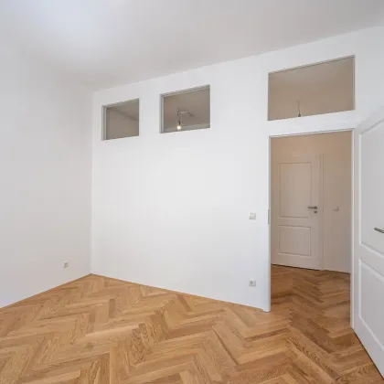 ++NEU++ Generalsanierte 2-Zimmer ALTBAU-WOHNUNG mit getrennter Küche in sehr guter Lage! - Bild 3