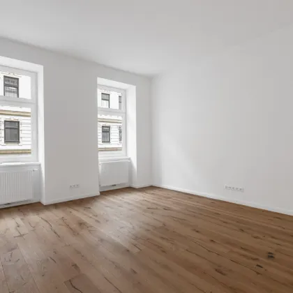 ERSTBEZUG //  SÜDSEITIGE 2 ZIMMER ALTBAUWOHNUNG // NÄHE LEIPZIGER PLATZ - U6 JÄGERSTRASSE // - Bild 2