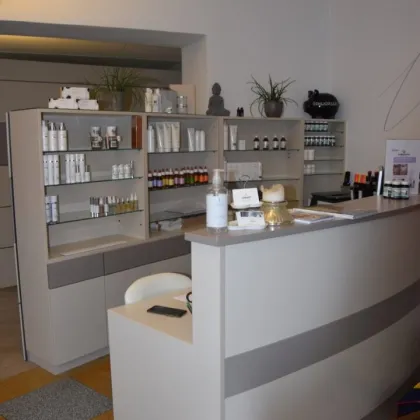 ANDRÄVIERTEL: Wunderschöner Salon mit acht Kabinen für Kosmetik/Physio/Yoga/Nailbar/Friseur etc. - Bild 2