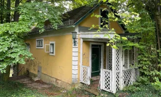 Idyllischer Baugrund 700 m² für ein Haus plus ein vorhandenes Nebengebäude!