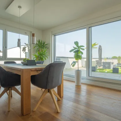 Traumhafte Dachterrassen-Wohnung - Preis inklusive 2 KFZ-Stellplätze - Bild 2