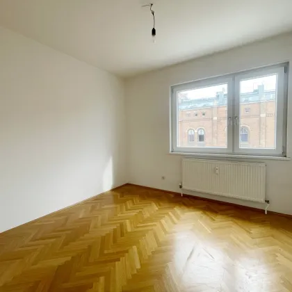 3-Zimmer Wohnung mit traumhaftem Balkon! - Bild 3