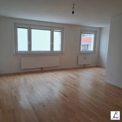 * 3 Zimmer Neubau - guter Standard * - Bild 2