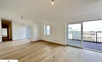 Erstbezug | Neue und hochwertig ausgestattete Dachgeschoßwohnung | großer Balkon