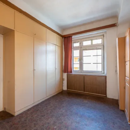 ++NEU++ Leistbare 2-Zimmer Altbau-Wohnung mit getrennter Küche, viel Potenzial! - Bild 2