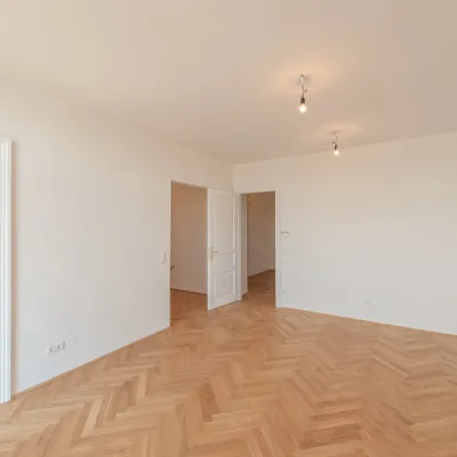 ++.NEU.++ Großartiger 2-Zimmer ALTBAU-ERSTBEZUG mit Balkon in sehr guter Lage! - Bild 3