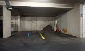 Tiefgaragenstellplatz zu vermieten