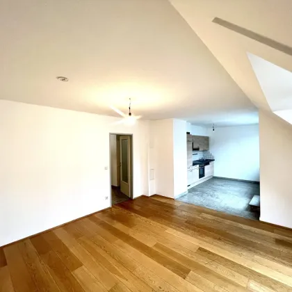 EINMALIGE CHANCE! 3-Zimmer DG-Wohnung inkl. Terrasse und Garagenstellplatz!! - Bild 2