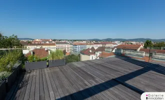 Erstbezug - Traumhafte Dachgeschosswohnung - Große Terrasse - Garage im Haus