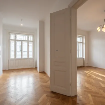 ++NEU++ Tolle 3,5 Zimmer Stil-Altbauwohnung mit Balkon -TOP-Lage - Bild 2