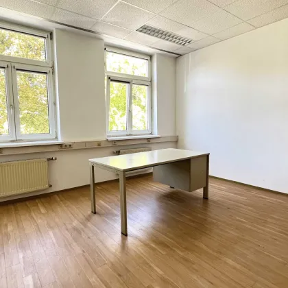 Einzelbüro oder mehrere Büroräume, flexible Raumaufteilung, Stellplätze möglich! - Bild 2