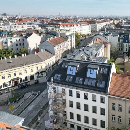 Revitalisierte 3-Zimmer Altbauwohnung mit großzügiger Verglasung und südostseitigem Innenhofbalkon  | Fernwärme - Bild 2