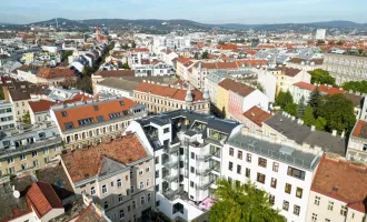 Revitalisierte 3-Zimmer Altbauwohnung mit großzügiger Verglasung und südostseitigem Innenhofbalkon  | Fernwärme