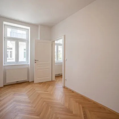 ++NEU++ Generalsanierter 2-Zimmer Altbau-ERSTBEZUG! Hofruhelage! - Bild 3