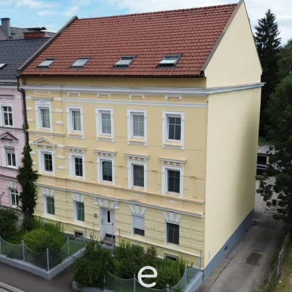 Altbau-Erdgeschosswohnung mit Eigengarten, TOP 2, sofort verfügbar! - Bild 2