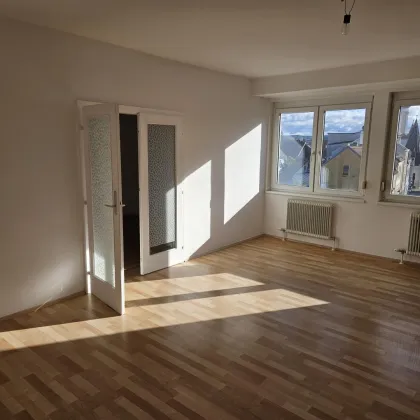 PROVISIONSFREI 4-ZIMMERWOHNUNG - Bild 2