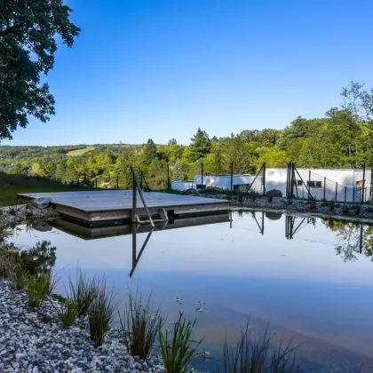 Garden Villas - Architekten Doppelhaushälfte mit idyllischem Naturteich in Ruhelage - Bild 2