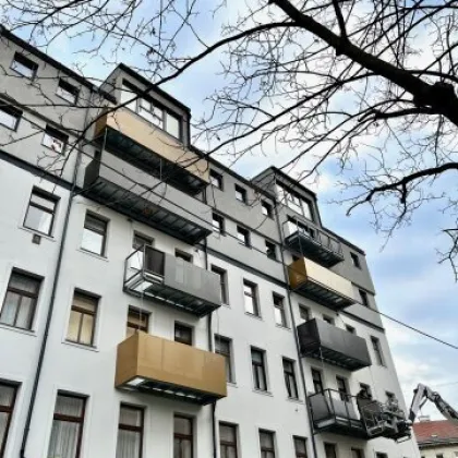 Sanierungsbedürftige, sonnige 46,11 m² im Altbau, 3. Liftstock westseitig, weiter Blick! - Bild 2