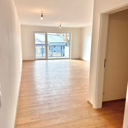 Erstbezug in zentraler Lage:: 3-Zimmer-Wohnung in Ried im Innkreis, 73m², Balkon, Stellplatz uvm. - Bild 2