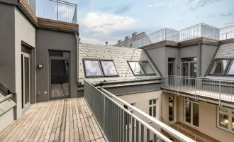 ERSTBEZUG // // 3 ZIMMER + BALKON // IMPOSANTE RAUMHÖHE // NUR 4 STATIONEN ZUM STEPHANSPLATZ // INVESTMENT // AIRBNB MÖGLICH